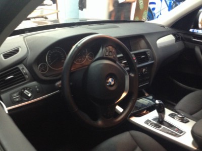 Установка лобового стекла BMW X3 F25 5D 2013-2014