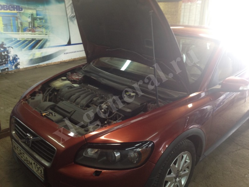 Установка автостекла Volvo