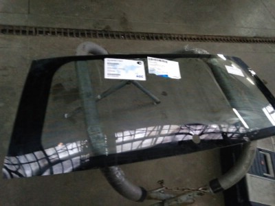 Установка заднего стекла Ford Fusion 2002-2013