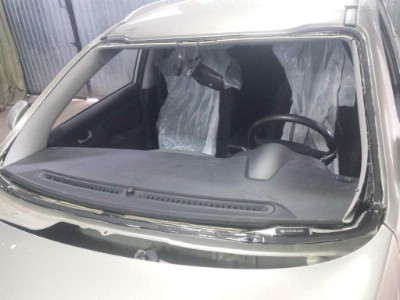 Установка лобового стекла Kia Sportage III 2010-