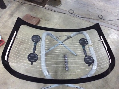 Установка заднего стекла Nissan Almera 2012-