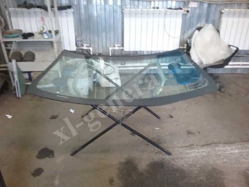 Лобовое стекло Nissan Tiida 2004-2014