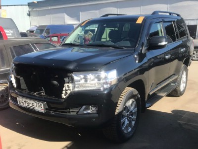 Установка автостекла Toyota Landcruiser J200 2008-