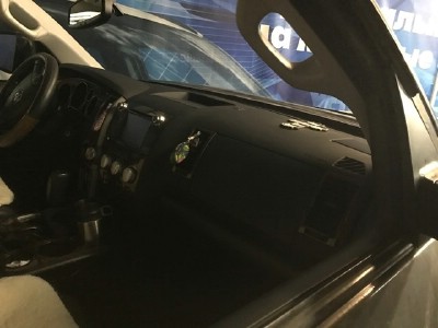 Установка лобового стекла Toyota Tundra 2007-