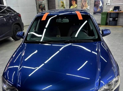 Установка лобового стекла Audi A4 2000-2007