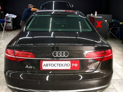 Установка лобового стекла Audi A8 2013-2018