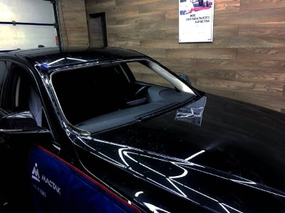 Установка лобового стекла BMW 3 F30 2011-2019