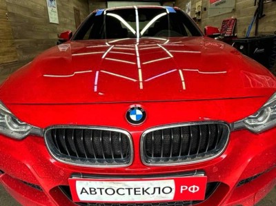 Установка лобового стекла BMW 3 Series F30 2012-2018