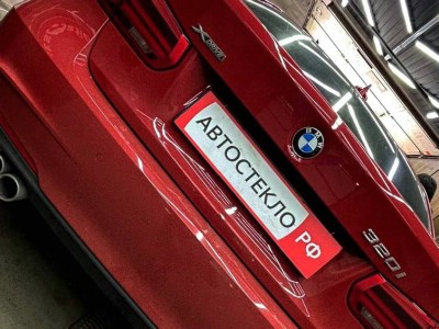 Установка лобового стекла BMW 3 Series F30 2012-2018