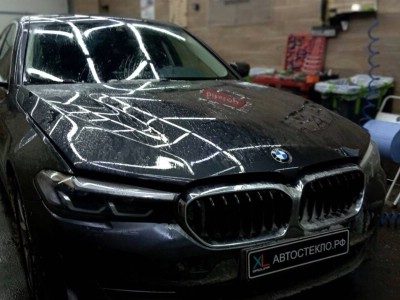 Установка лобового стекла BMW 5 G30 -