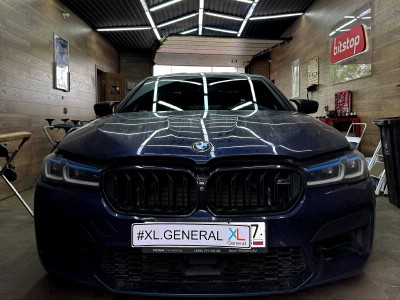 Установка лобового стекла BMW 5 G30 2017-