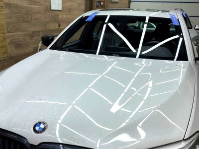 Установка лобового стекла BMW 5 Series (G30) -