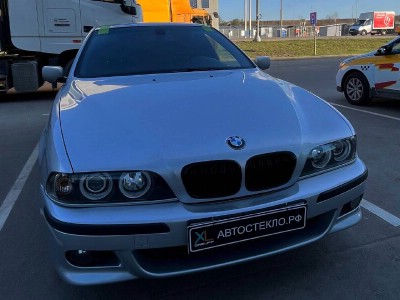 Установка лобового стекла BMW Е39 -