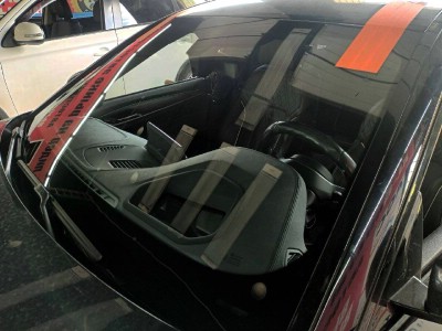 Установка лобового стекла BMW G30 -