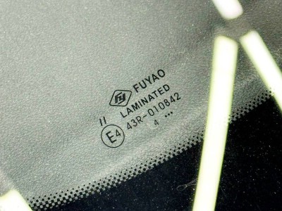 Установка лобового стекла BMW SERIE 3 G20 2018-