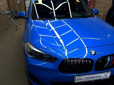 Установка лобового стекла BMW X2 -
