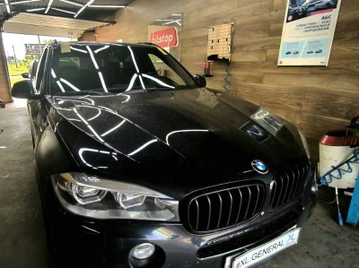 Установка лобового стекла BMW X5 2013-2018