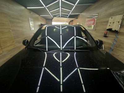 Установка лобового стекла BMW X5 2013-2018