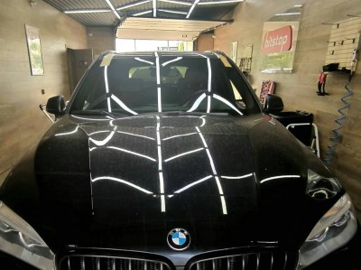 Установка лобового стекла BMW X5 2013-2018