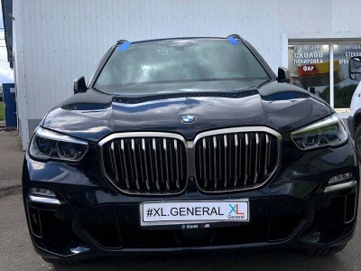 Установка лобового стекла BMW X5 -
