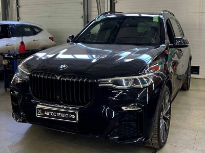 Установка лобового стекла BMW X7 -