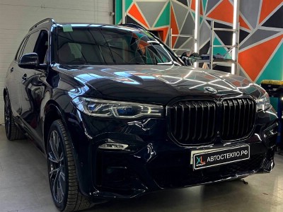 Установка лобового стекла BMW X7 -
