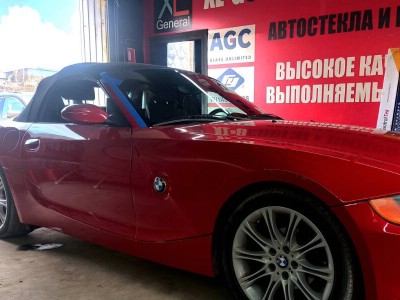 Установка лобового стекла BMW Z4 2002-2008