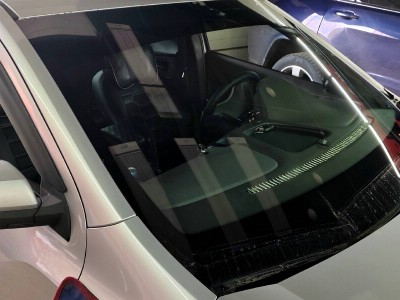 Установка лобового стекла Chevrolet Cobalt -