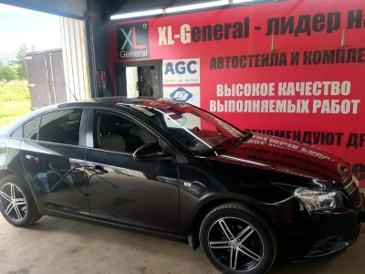 Установка лобового стекла Chevrolet Cruze 2018-2025
