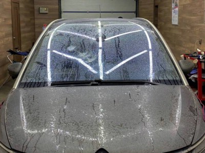 Установка лобового стекла Citroen Grand Picasso 2013-