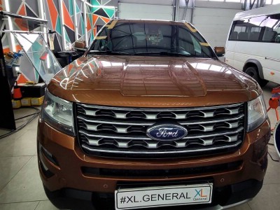 Автостекло Ford Explorer 2011-