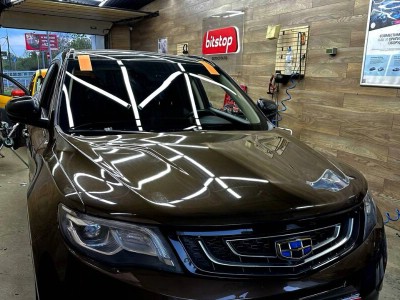 Установка автостекла на Geely