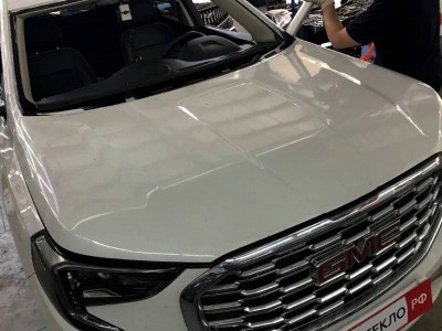 Установка лобового стекла GMC Terrain 2010-
