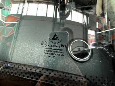 Установка лобового стекла Golden Dragon -