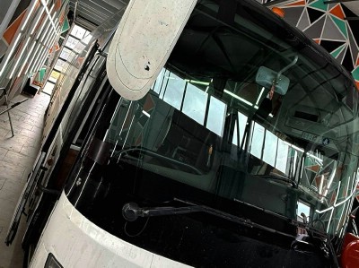 Установка лобового стекла Golden Dragon -