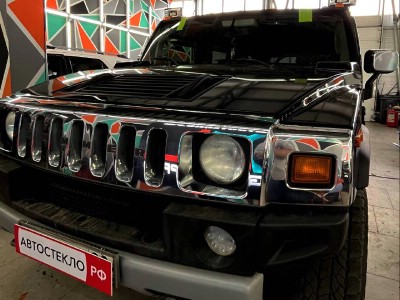 Установка автостекла HUMMER H3