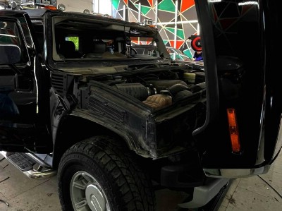 Установка лобового стекла Hummer H2 -