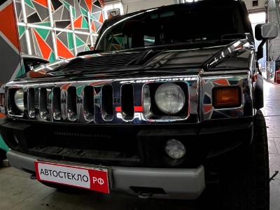Установка лобового стекла Hummer H2 -