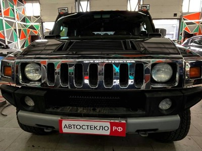 Установка лобового стекла Hummer H2 -