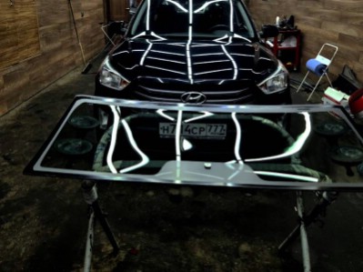 Установка лобового стекла Hyundai Creta 2015-