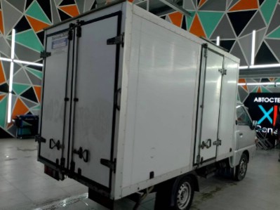 Установка лобового стекла Hyundai Porter I -