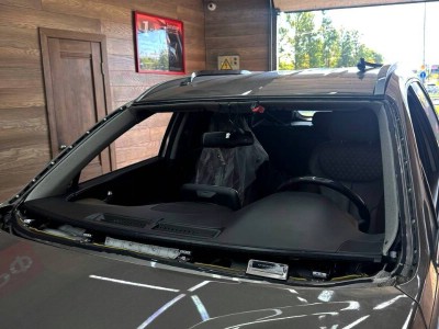 Установка лобового стекла Hyundai Santa Fe 2019-