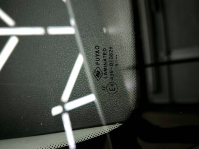 Установка лобового стекла Hyundai Solaris II 2017-2023