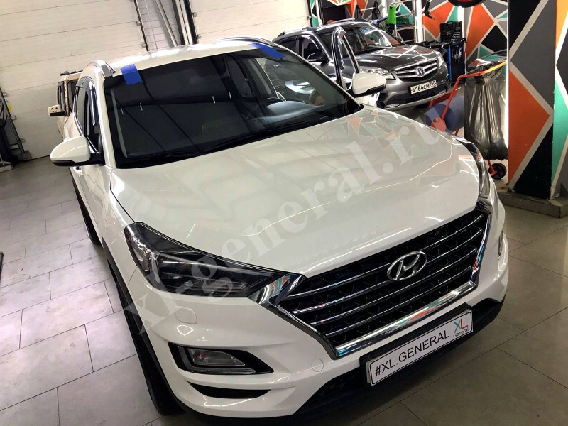 Установка автостекла Hyundai Tucson 2015-2021