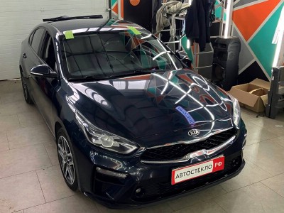 Установка лобового стекла Kia Cerato -