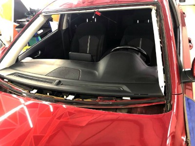 Установка лобового стекла Kia Cerato IV 2018-