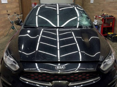 Установка лобового стекла Kia Cerato IV 2018-2021