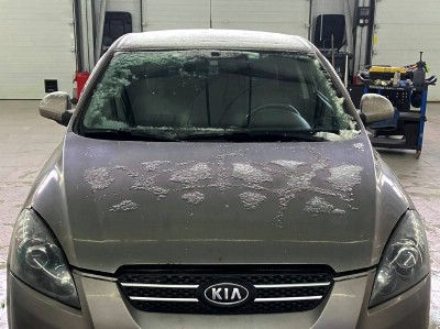 Установка лобового стекла Kia ProCeed -