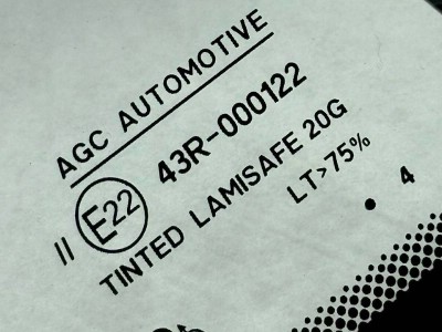 Установка лобового стекла Kia Sorento 2020-