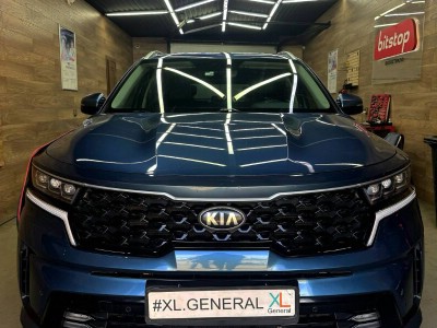 Установка лобового стекла Kia Sorento 2020-